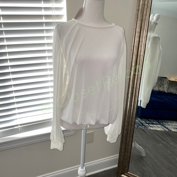 Drawstring sheer top - Picture 2 of 2